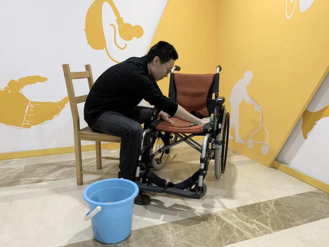 一起来学习(十)|手动轮椅车的维修保养