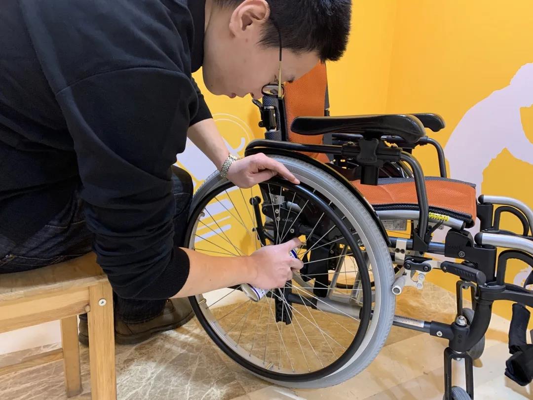 一起来学习(十)|手动轮椅车的维修保养